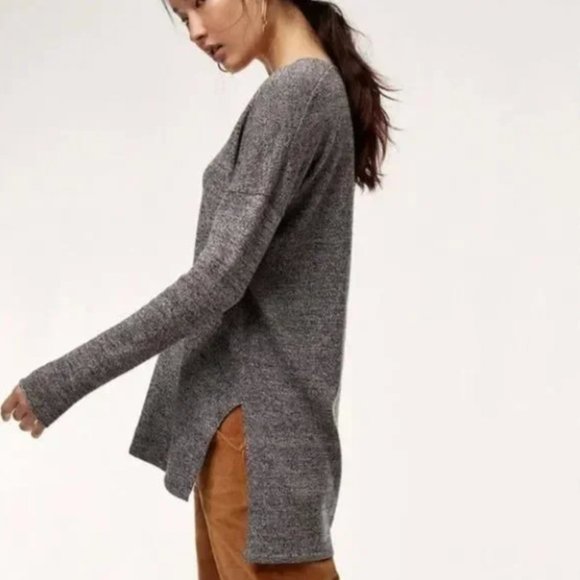 Babaton Black "Erin" Linen & Wool Blend V-Neck Relaxed Fit Sweater sz XS - Picture 8 of 9